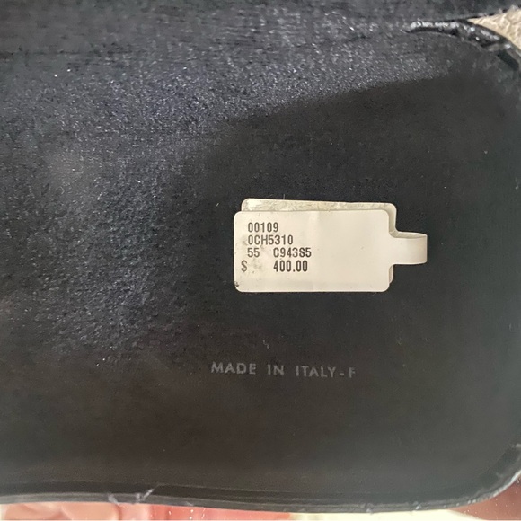 Chanel sunglasses with case - Picture 4 of 11